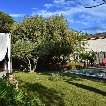 Saba Hotel Cabrieres-d'Avignon Exterior photo